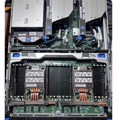DL380 G10 Alta densidade de GPU suporta 5-7 aceleradores de largura única de meia altura ou 6 aceleradores de meia altura